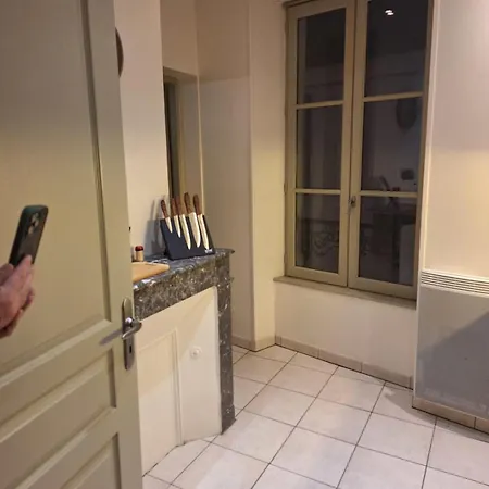 Victor Hugo - Hyper Centre 2 Сент