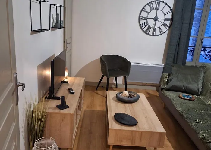 Apartment Victor Hugo - Hyper Centre 2 Saintes