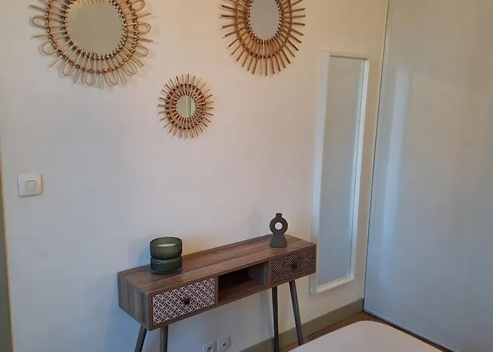 Victor Hugo - Hyper Centre 2 Saintes